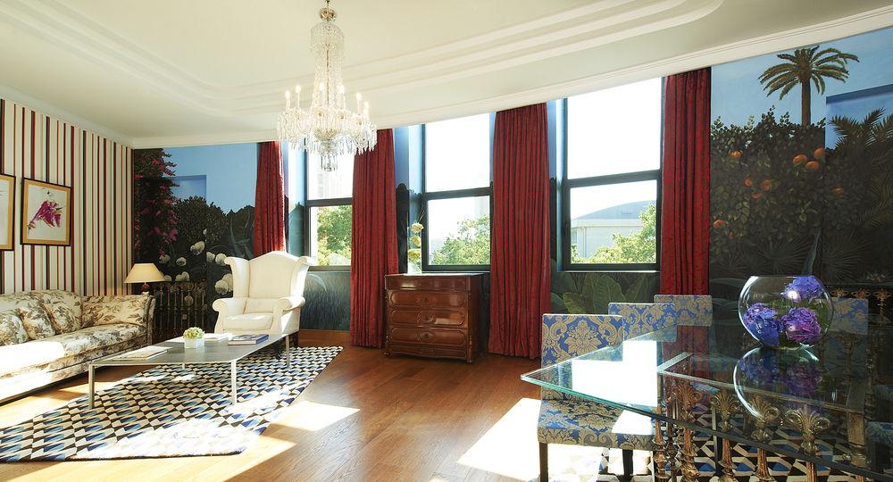 Hotel The Westin Valenza Esterno foto The interior of the house
