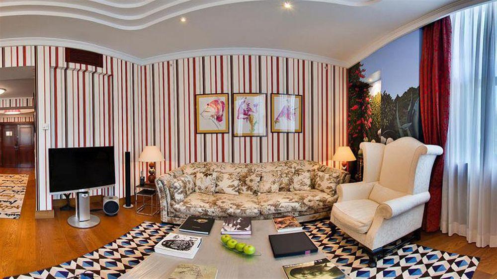 Hotel The Westin Valenza Esterno foto A living room