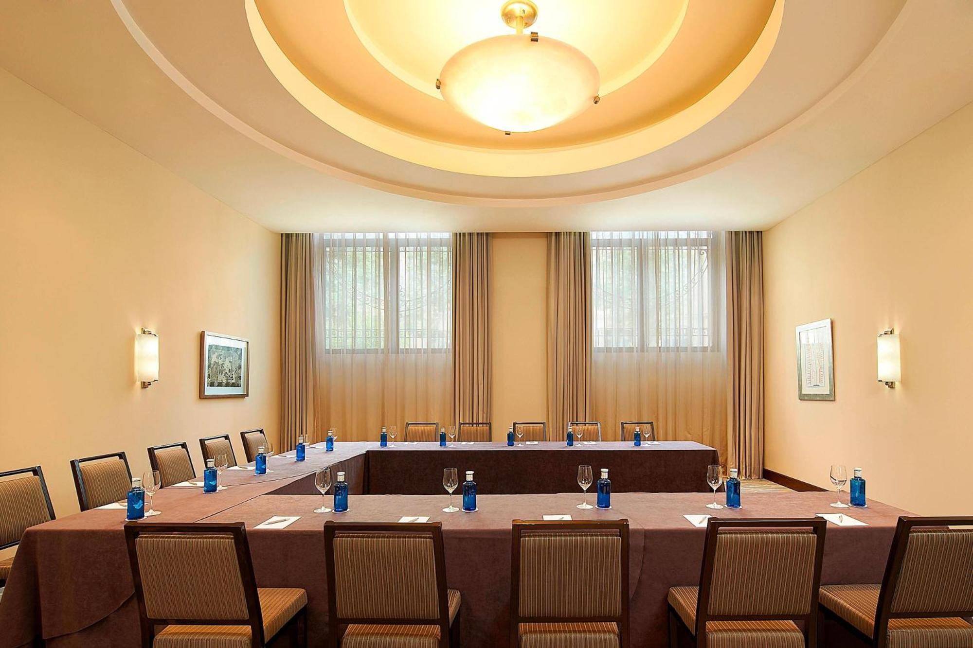 Hotel The Westin Valenza Esterno foto Meeting room